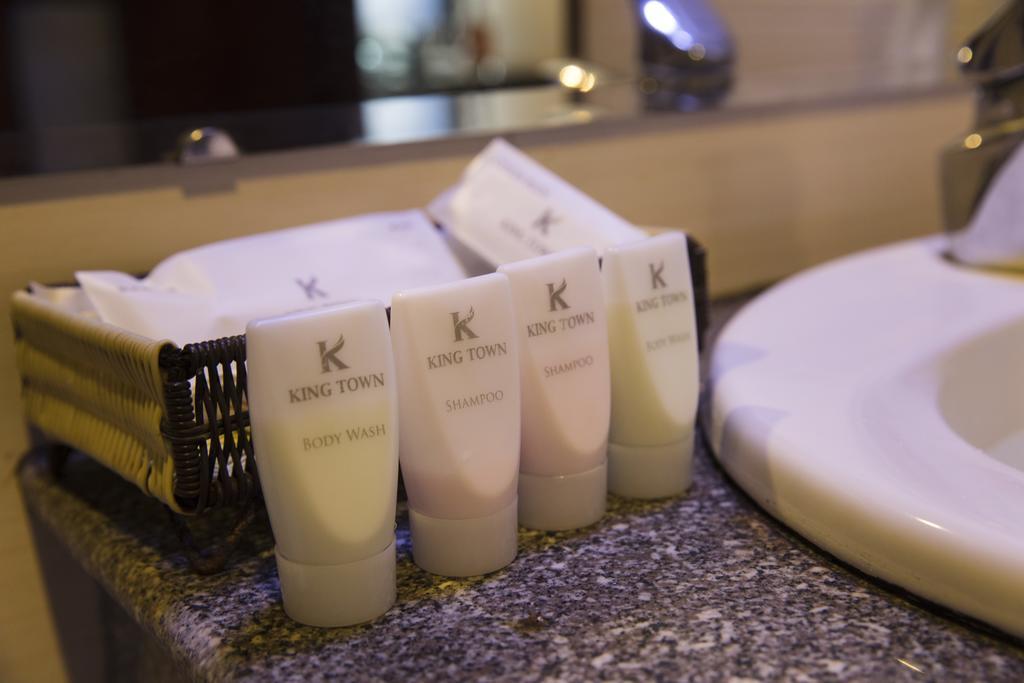 נה טראנג King Town Hotel מראה חיצוני תמונה
