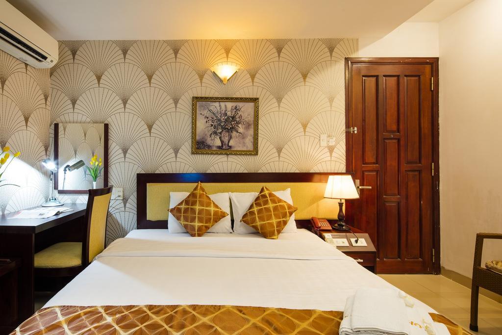 נה טראנג King Town Hotel מראה חיצוני תמונה
