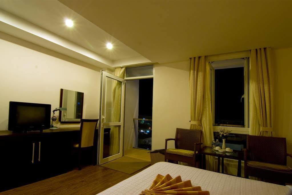 נה טראנג King Town Hotel מראה חיצוני תמונה
